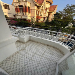 ⛔ Cho Thuê Nhà 3 Tầng 3PN. 4WC - Gần Đỗ Xuân Hợp - Quận 9 