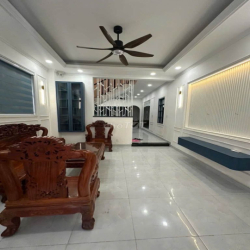 ⛔ Cho Thuê Nhà 3 Tầng 3PN. 4WC - Gần Đỗ Xuân Hợp - Quận 9 