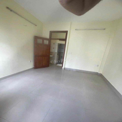 CHO THUÊ NHÀ NGUYÊN CĂN – ĐƯỜNG THÀNH THÁI -QUẬN 10 - HẺM NHỰA XE HƠI
