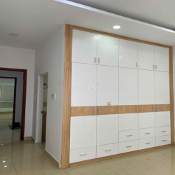 Nhà 100m2 sân vườn Xe Hơi Tránh Nhau Đường 37 giao đường Hiệp Bình 4PN