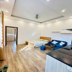 Cho thuê căn hộ khép kín phố ngô gia tự