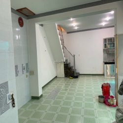 Cho thuê nhà đường Hoàng Hoa thám - P13 Tân Bình : 6 x 9 đúc 3 Tâm : 