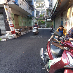 Cho thuê nhà đường Hoàng Hoa thám - P13 Tân Bình : 6 x 9 đúc 3 Tâm : 