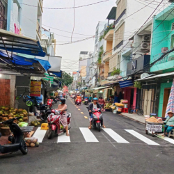 Cho thuê nhà đường Hoàng Hoa thám - P13 Tân Bình : 6 x 9 đúc 3 Tâm : 