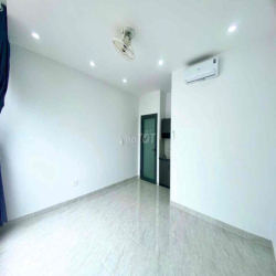 CHDV - NGÃ TƯ PHÚ NHUẬN - CV GIA ĐỊNH