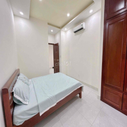 CHO THUÊ NHÀ 2 LẦU FULL NỘI THẤT KHU DÂN CƯ NAM LONG