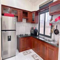 CHO THUÊ NHÀ 2 LẦU FULL NỘI THẤT KHU DÂN CƯ NAM LONG