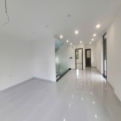 Cho thuê biệt thự 180m2 3L4PN gần Đỗ Xuân Hợp, GlobalCity, Liên Phường