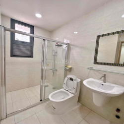 CHO THUÊ NHÀ 2 LẦU FULL NỘI THẤT KHU DÂN CƯ NAM LONG