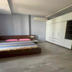 cho thuê nhà mặt tiền lê văn thịnh sát biển nguyễn tất thành