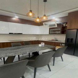 cho thuê nhà mặt tiền lê văn thịnh sát biển nguyễn tất thành