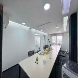 Sàn Văn Phòng 100m2 Tại Lê Văn Sỹ Phú Nhuận Lầu 8