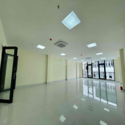 Cho thuê văn phòng tại Láng Hạ 110m2 giá 20t sàn văn vp chuyên nghiệp