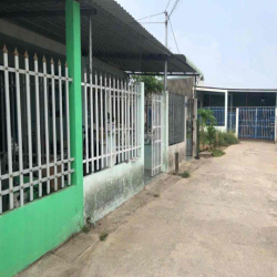 cho thuê nhà nguyên căn 100m2 giá 3tr
