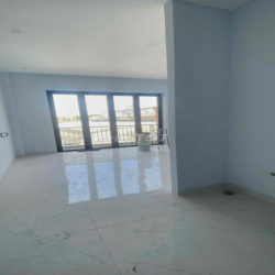 Cho thuê Vp/MBKD mới 100% 5 tầng sẵn thang máy,p.Trường Thọ giá 50tr