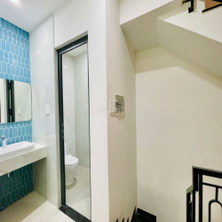 CHO THUÊ NHÀ MẶT TIỀN ĐƯỜNG TÔ HIẾN THÀNH QUẬN 10