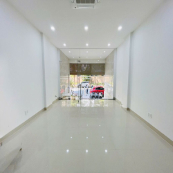 CHO THUÊ NHÀ MẶT TIỀN ĐƯỜNG TÔ HIẾN THÀNH QUẬN 10