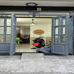 Nhà 1 Trệt 3 Lầu 4PN Mặt Tiền Đường Số Phường Tân Quy Quận 7