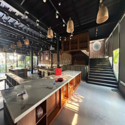 CHO THUÊ MB TẦNG,DT 500M NGANG 20M KHU PHẠM VĂN ĐỒNG