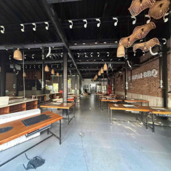 CHO THUÊ MB TẦNG,DT 500M NGANG 20M KHU PHẠM VĂN ĐỒNG