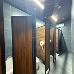 CHO THUÊ MB TẦNG,DT 500M NGANG 20M KHU PHẠM VĂN ĐỒNG