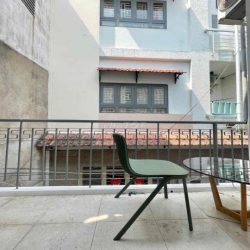 Nhà nguyên căn Q5–2PN2WC-5.5x7m- full nội thất- Chợ Hòa Bình giá rẻ