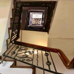 nhà 3 tầng lầu sân thượng phạm văn chiêu dt siêu rộng