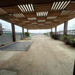 Villa góc 2MT đường Lê Văn Sỹ Quận 3 DT: 30x15m, giá 120tr/th