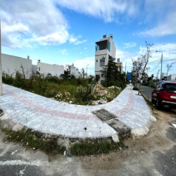 Đất chính chủ cho thuê ngã tư đường 7,5m Nam Hòa Xuân, Đà Nẵng. Giá rẻ