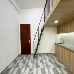 Duplex gác cao - phòng rộng có thang máy ngay Vòng Xoay Lạc Long Quân🔥