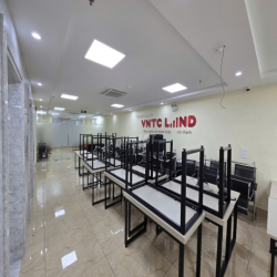 Cho thuê văn phòng sàn 230m2 mặt phố Nguyễn Ngọc Nại, Thanh Xuân