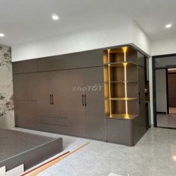 Bán nhà 3 tầng full nội thất cách biển Quy Nhơn 800m