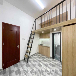 Duplex gác cao - phòng rộng có thang máy ngay Vòng Xoay Lạc Long Quân🔥