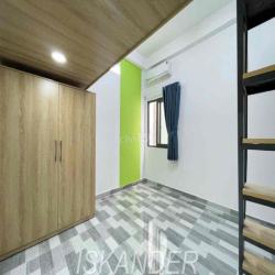 Duplex gác cao - phòng rộng có thang máy ngay Vòng Xoay Lạc Long Quân🔥