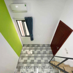 Duplex gác cao - phòng rộng có thang máy ngay Vòng Xoay Lạc Long Quân🔥