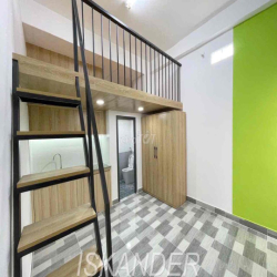 Duplex gác cao - phòng rộng có thang máy ngay Vòng Xoay Lạc Long Quân🔥