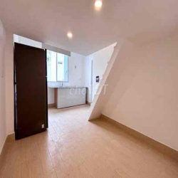 Căn Hộ Duplex - 30m2 - Ban Công - Full Nội Thất - Bắc Hải-Quận 10