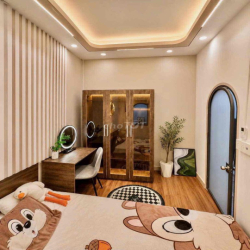 Cho thuê căn 2pn1wc rộng ban công full nt giặt riêng gần Hồng Bàng q5
