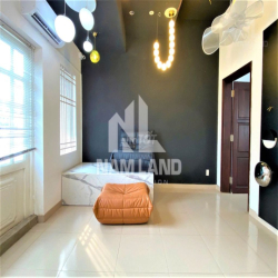 💥 Cho thuê nhà 10x20m hầm 4 tầng lầu ngay vòng xoay trần não-giá 45tr