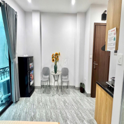Căn hộ 2 Ngủ 1 khách 60m2 full đồ ngõ thịnh Hào 1 Đống Đa 