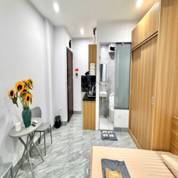 Căn hộ 2 Ngủ 1 khách 60m2 full đồ ngõ thịnh Hào 1 Đống Đa 