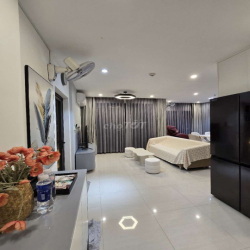 Penthouse Sân Vườn Có Xông Hơi Và Bồn Tắm Giữa Lòng Vinhomes Gran Park