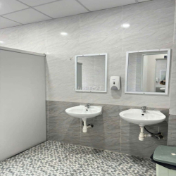 Văn Phòng Phú Nhuận 100m2 giá 35 triệu/tháng tòa nhà Hoàng Văn Thụ