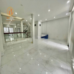 CHO THUÊ NHÀ VILLA SÂN BAY * 9X20M GIÁ RẺ 39.9TR * 3 TẦNG