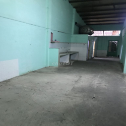 Nhà Mặt tiền Lò Gốm, 4m x 40m, 1 lửng đúc, nhà cũ tiện làm kho, xưởng