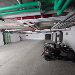 Chủ đầu tư cho thuê sàn tòa nhà mặt phố Lò Đúc, diện tích 150m2/tầng