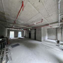 Chủ đầu tư cho thuê sàn tòa nhà mặt phố Lò Đúc, diện tích 150m2/tầng