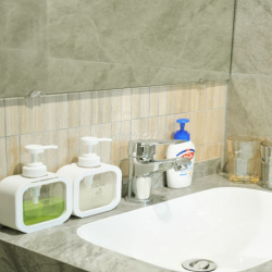 Cho thuê căn hộ tại Số 17, Ngõ 416 Lạc Long Quân, 30m2, giá ưu đãi