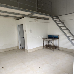 Nhà trọ sinh viên/gia đình thiện chí ở ổn định