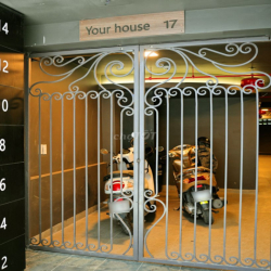 Cho thuê căn hộ tại Số 17, Ngõ 416 Lạc Long Quân, 30m2, giá ưu đãi